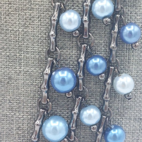 Necklace Blue Glass Beads Tripple Strand Gun Metal Gray Chain Satellite Beads Bi - Picture 3 of 7